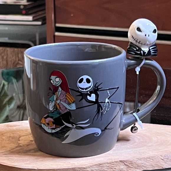 Disney Nightmare Before Christmas Stirrer Mug - Picture 4 of 4